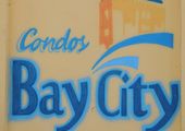 CONDOS BAY CITY